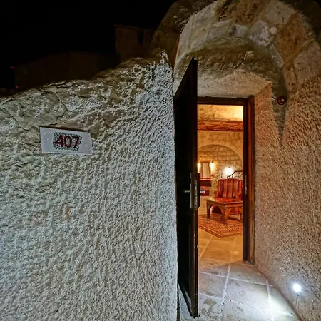 Mdc Cave 4*