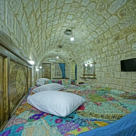 Hotel Mdc Cave 4*