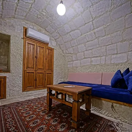 Hotel Mdc Cave 4*