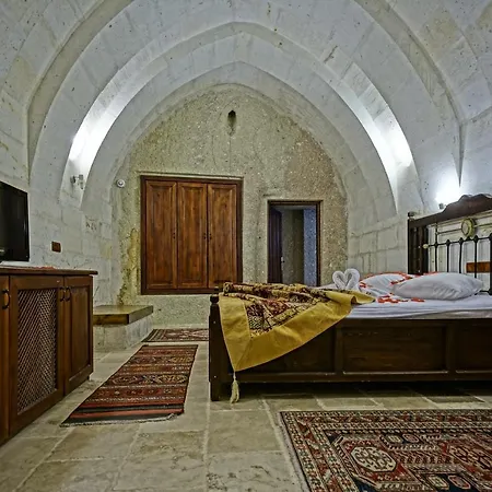Mdc Cave 4*