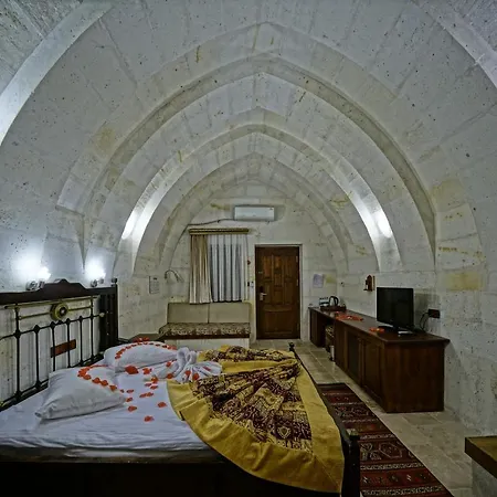 Mdc Cave 4*